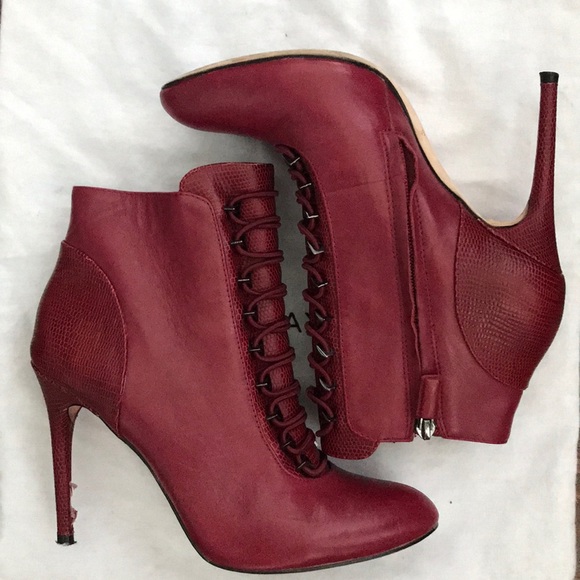 BGBG Maxazria Leather Red Booties - Picture 3 of 8